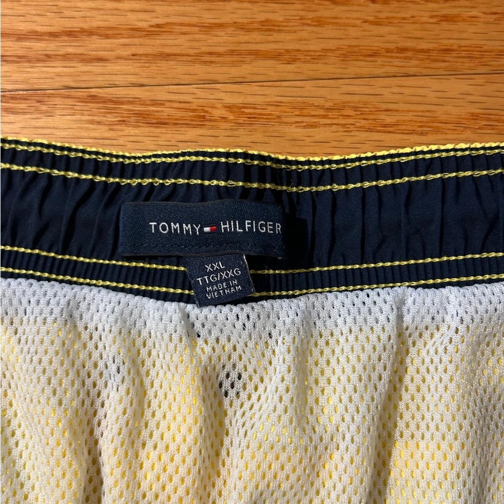 Tommy Hilfiger Men's Yellow Swim Shorts - Picture 5 of 7